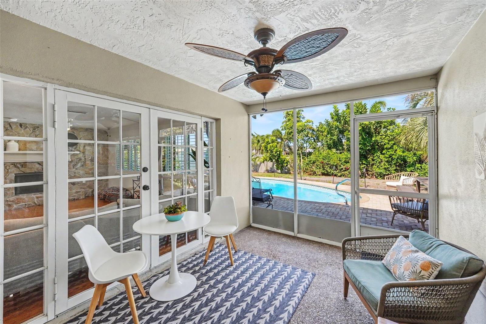 Image 8 of 27 For 10392 136th Street
