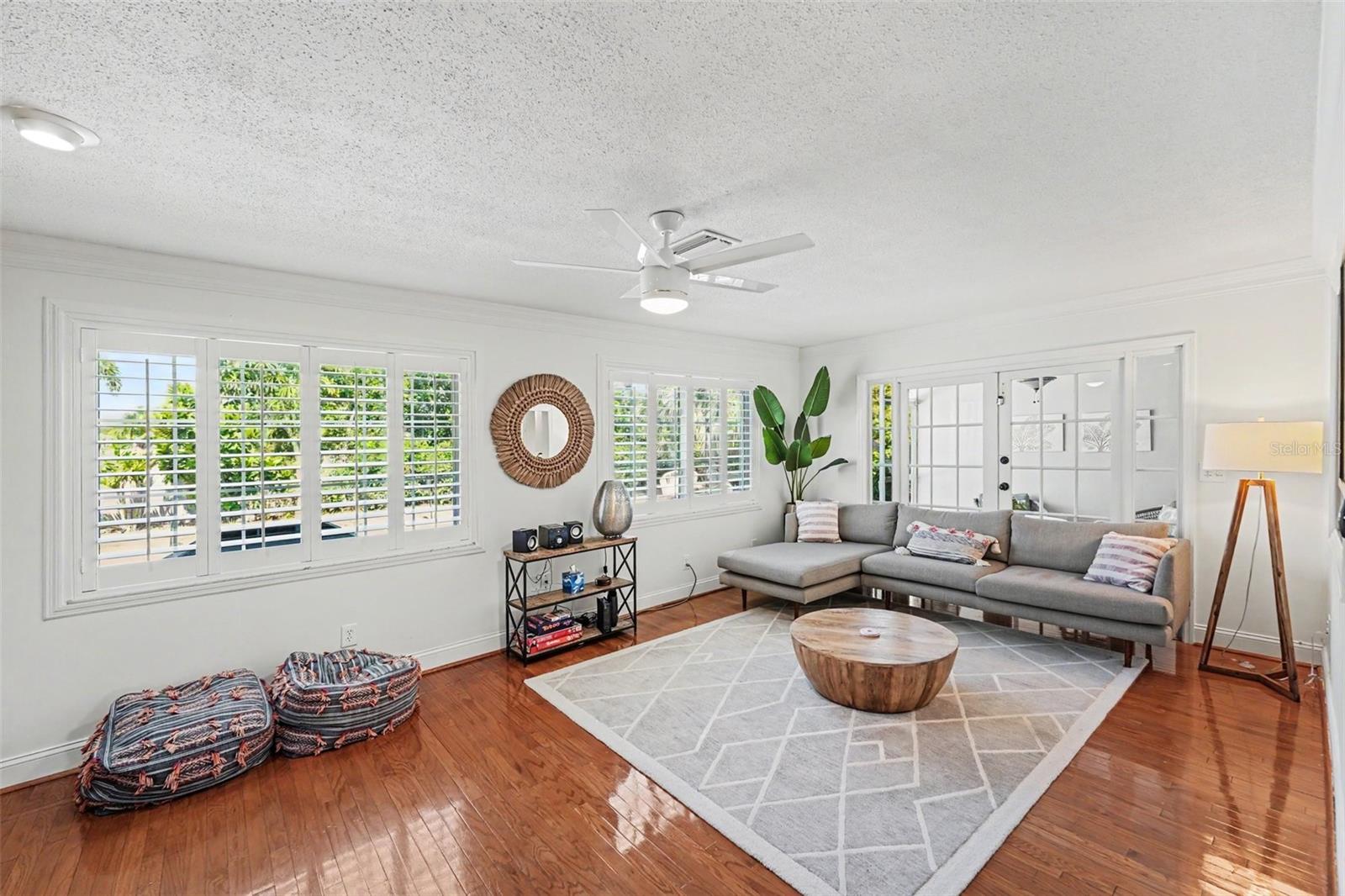 Image 9 of 27 For 10392 136th Street