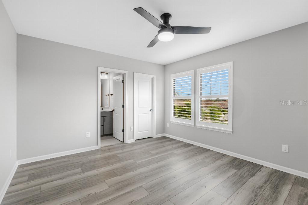 Image 30 of 50 For 6270 Crested Eagle Lane