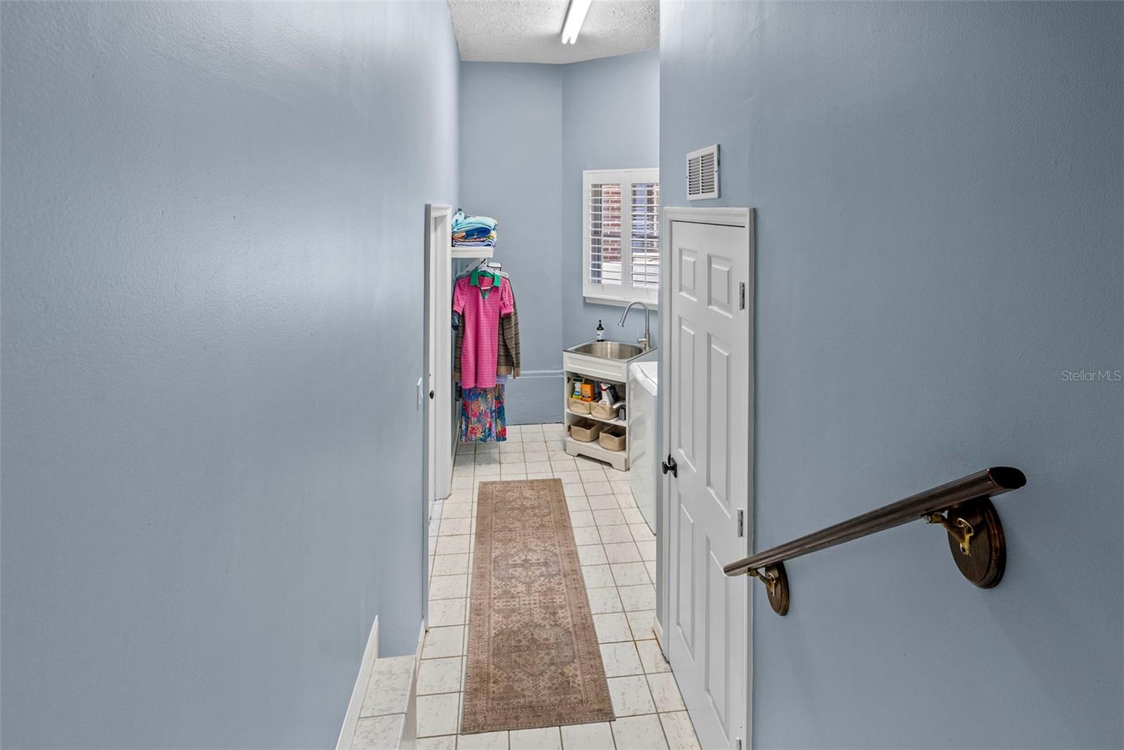 Image 22 of 59 For 47 Aegean Avenue