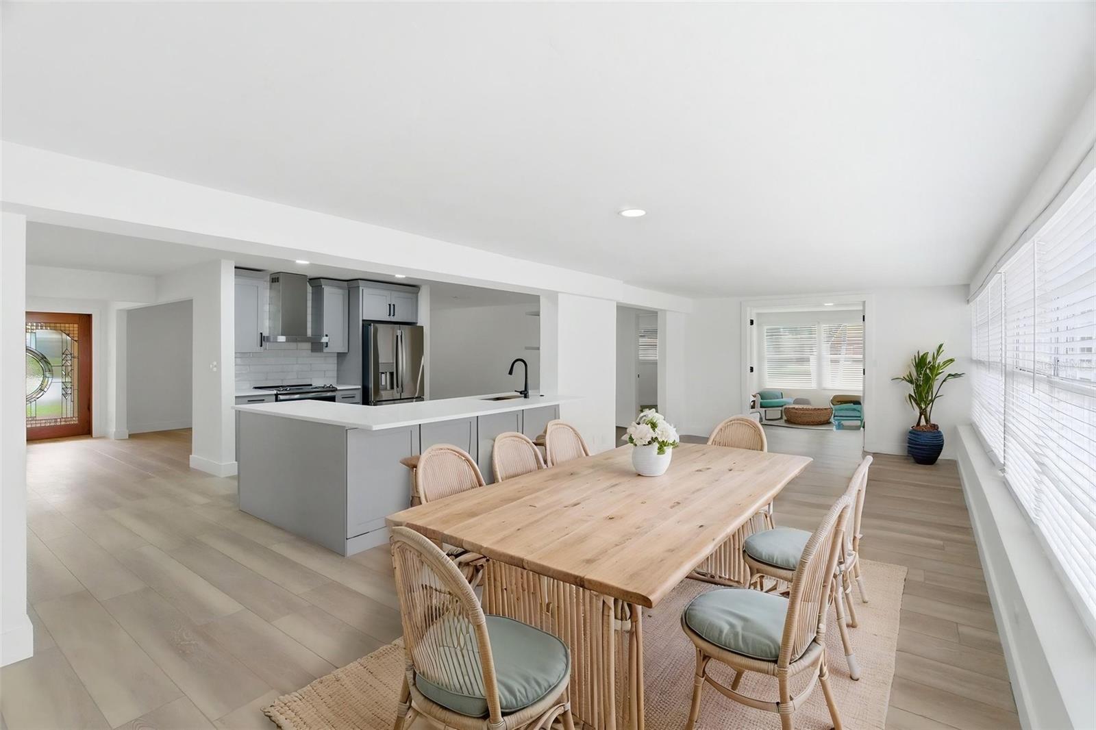 Listing photo id 12 for 1200 80th St S