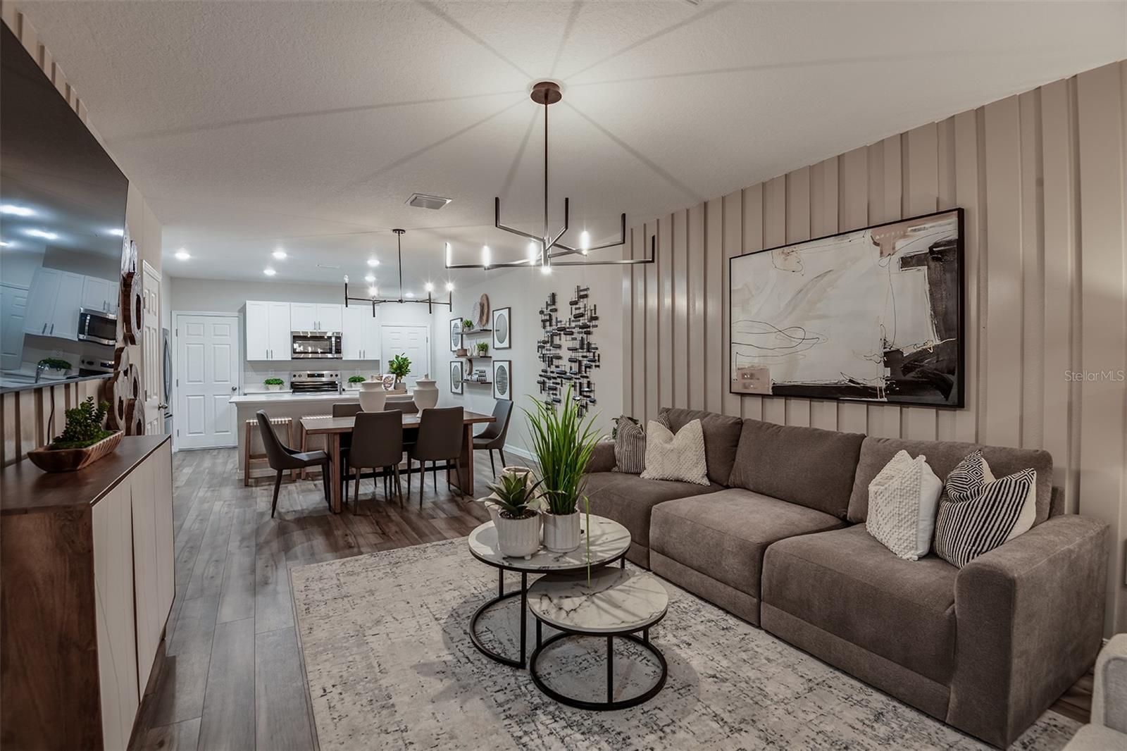 Image 13 of 30 For 4230 Hillock Boulevard