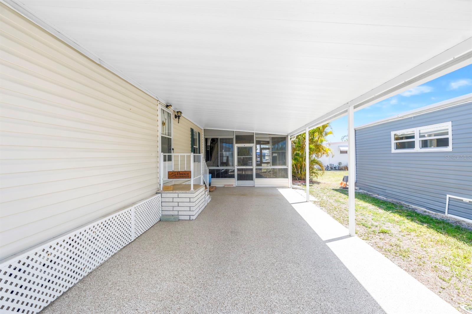 Image 16 of 44 For 7225 Mount Fairfield Road Ne 541
