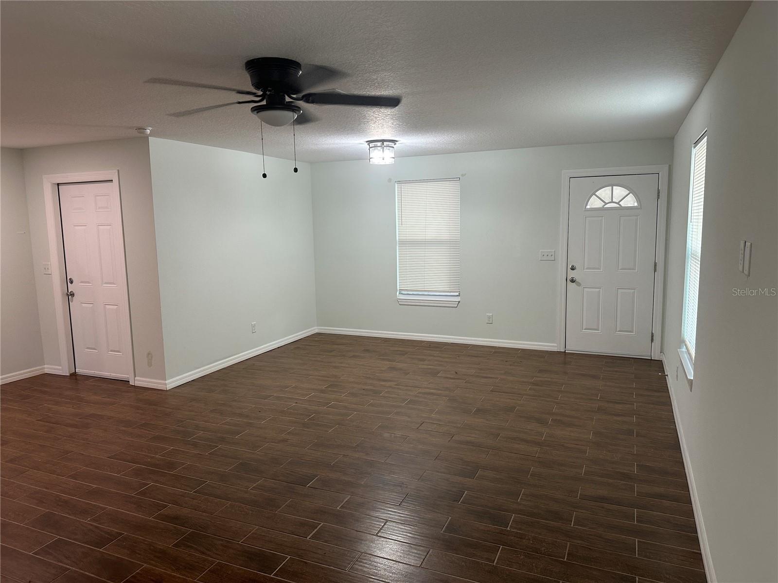 Image 4 of 14 For 3735 39th Avenue N