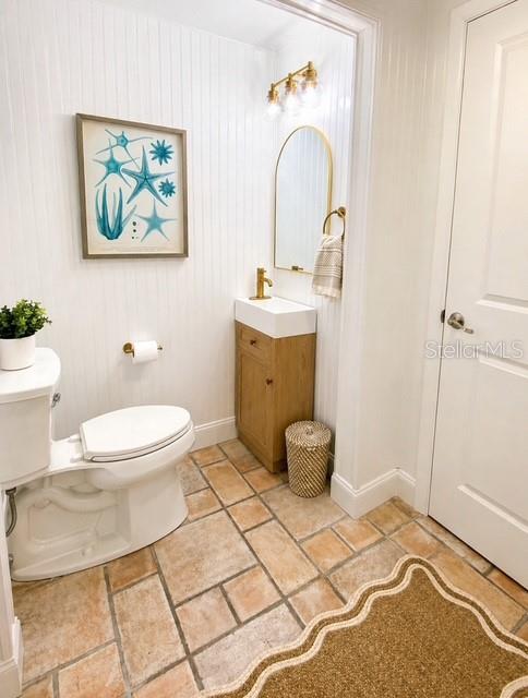 Listing photo id 33 for 3301 Maple Street Ne