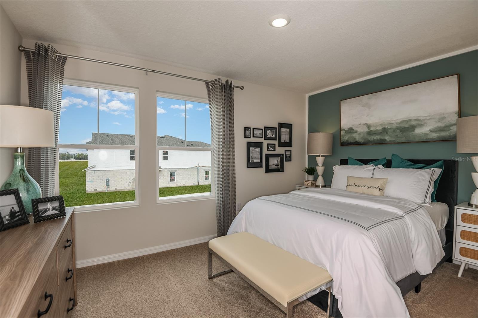 Image 15 of 27 For 4234 Hillock Boulevard