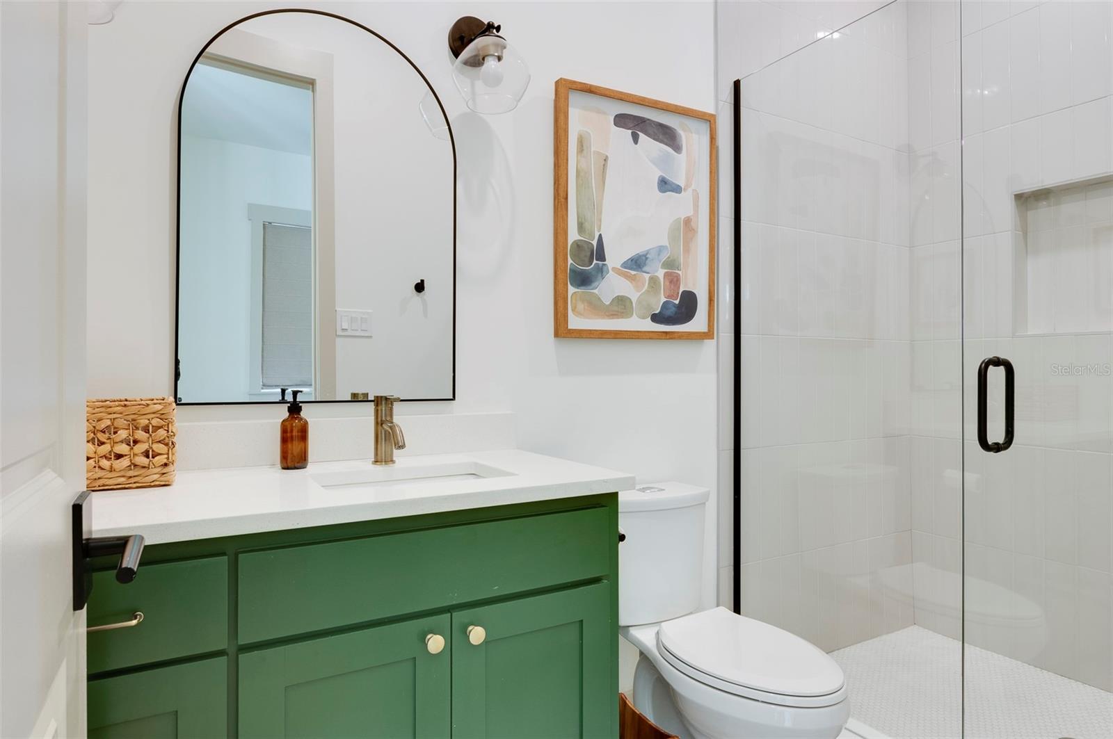 Image 11 of 36 For 449 12th Avenue N