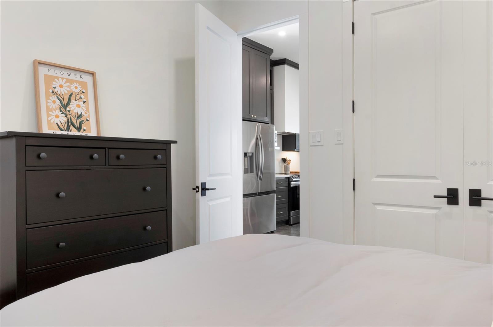 Image 30 of 36 For 449 12th Avenue N