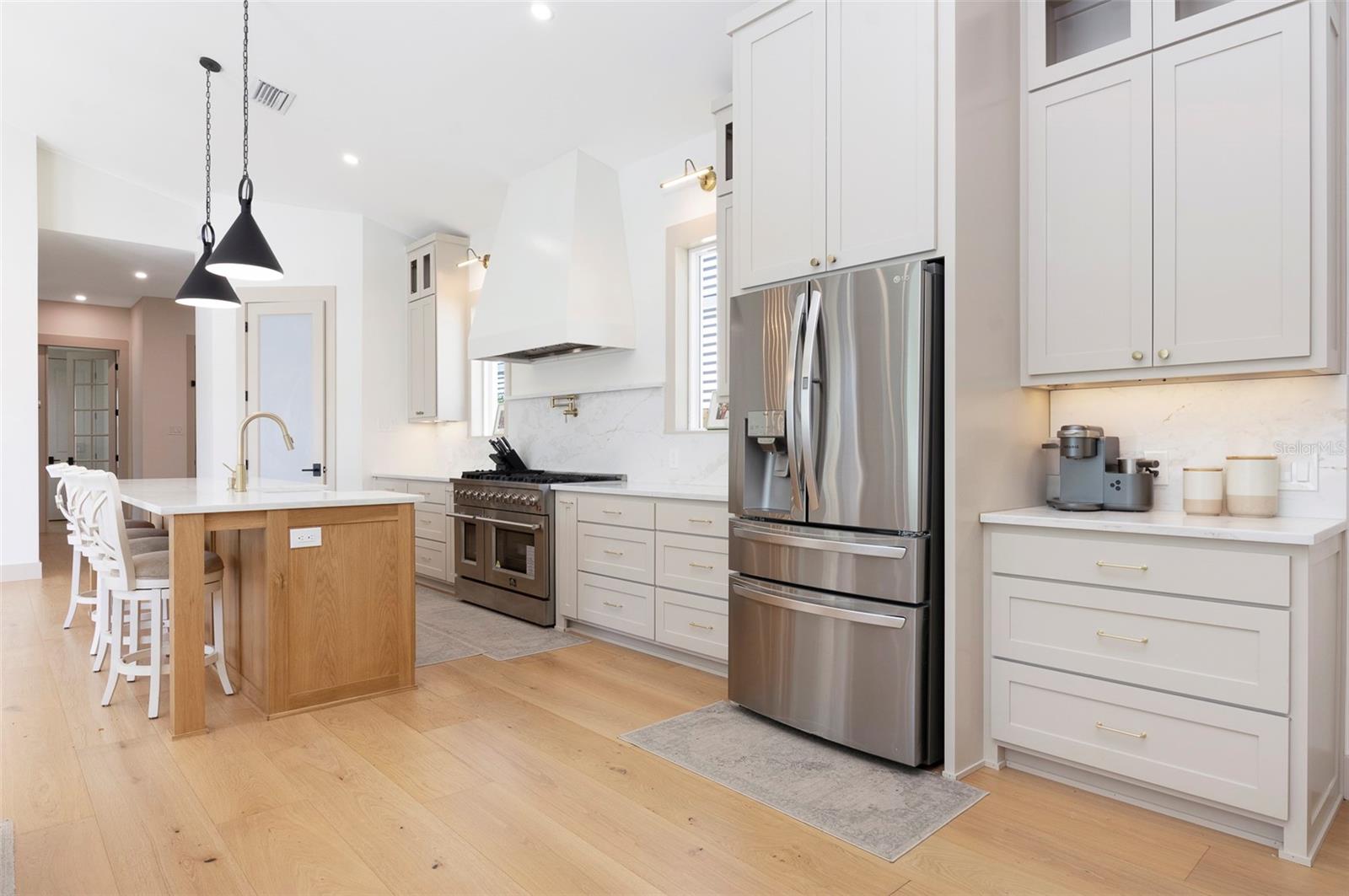 Image 5 of 36 For 449 12th Avenue N