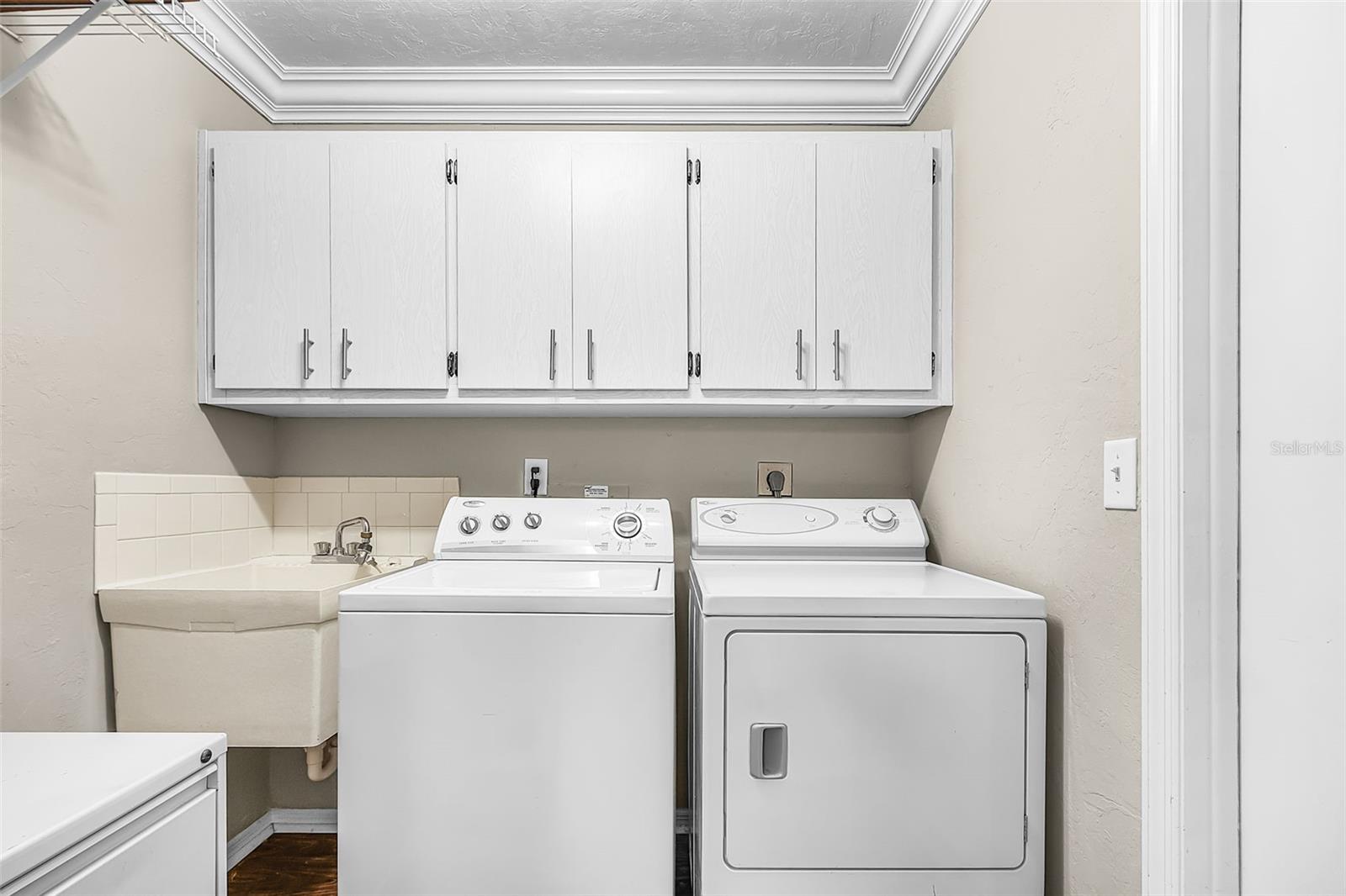 Image 12 of 25 For 5685 Baden Court
