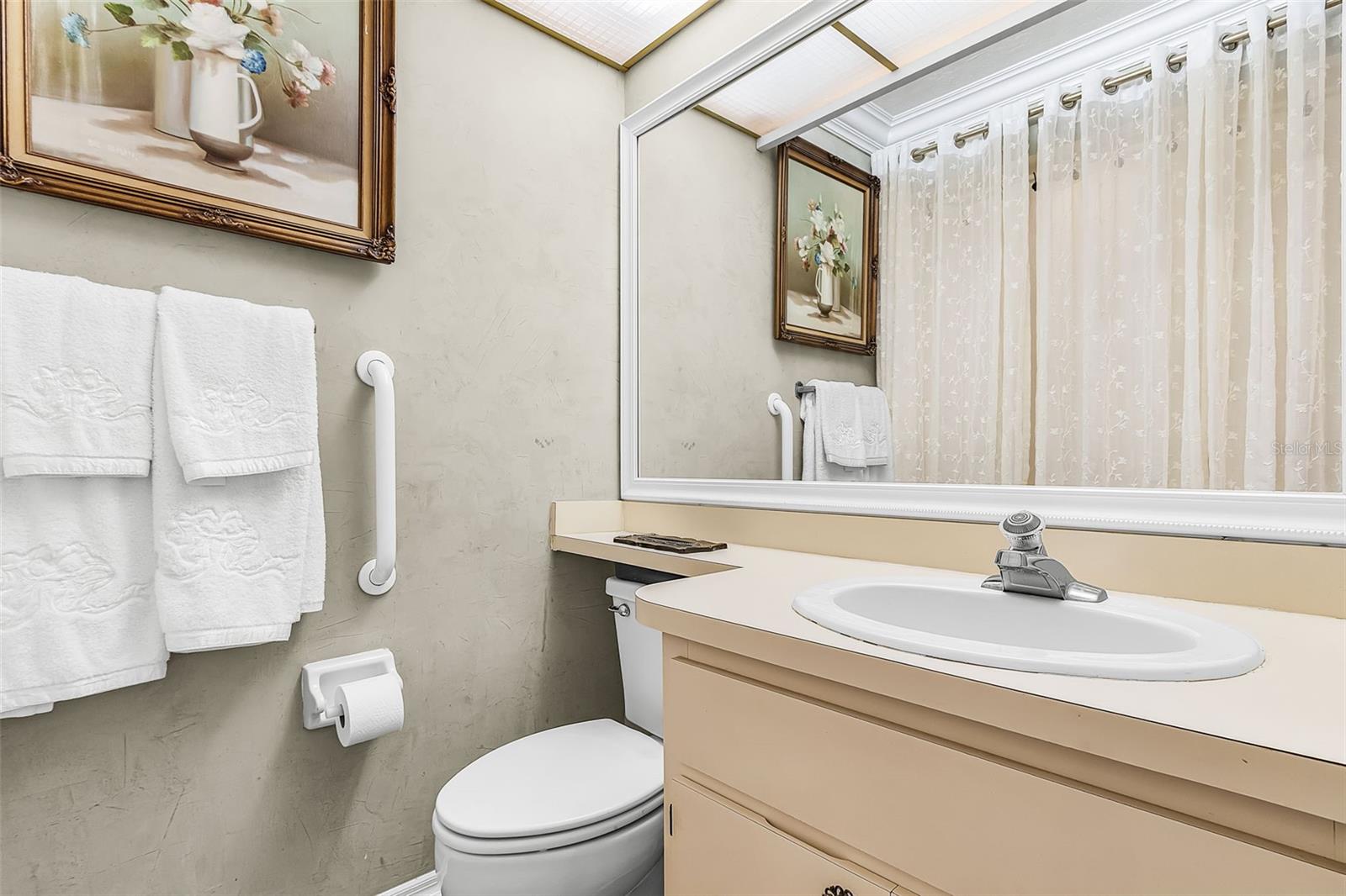 Image 19 of 25 For 5685 Baden Court