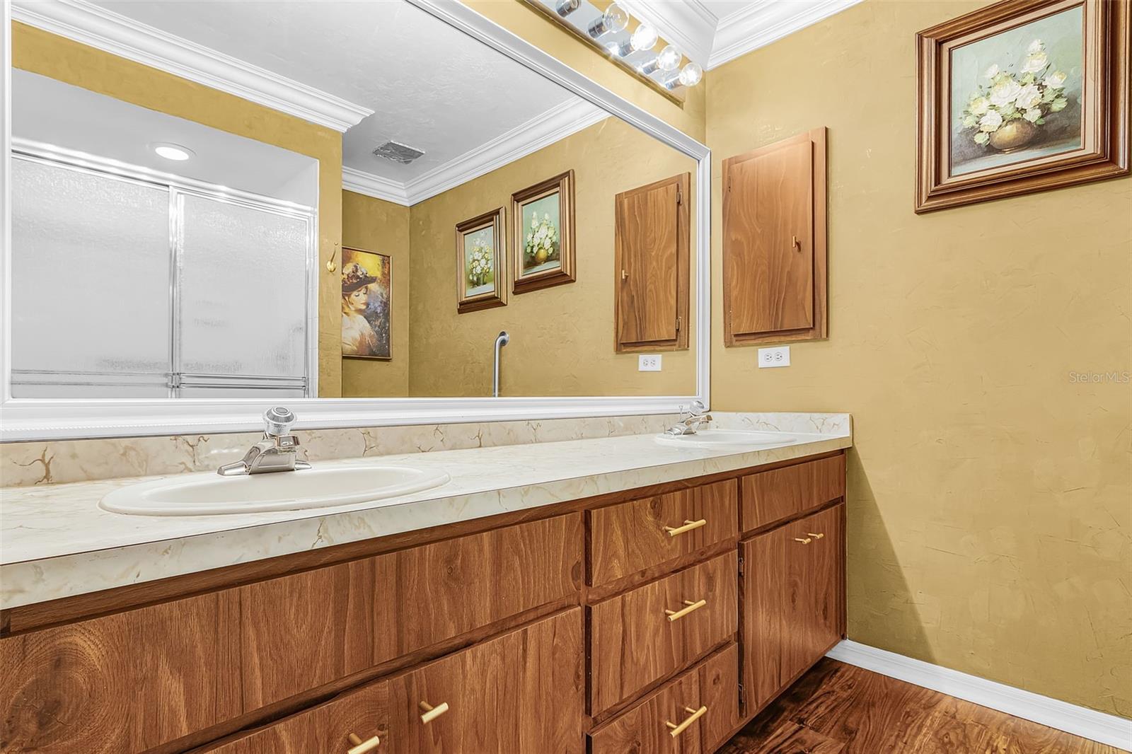 Image 22 of 25 For 5685 Baden Court
