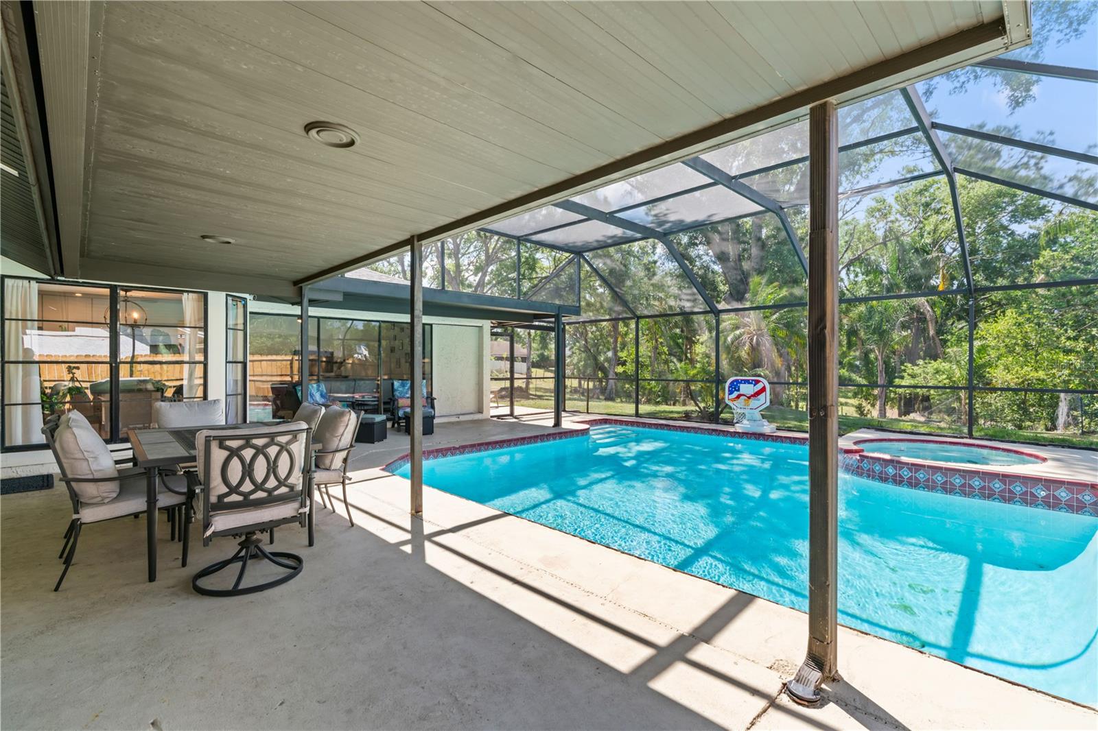 Image 34 of 49 For 1615 Dawnridge Court