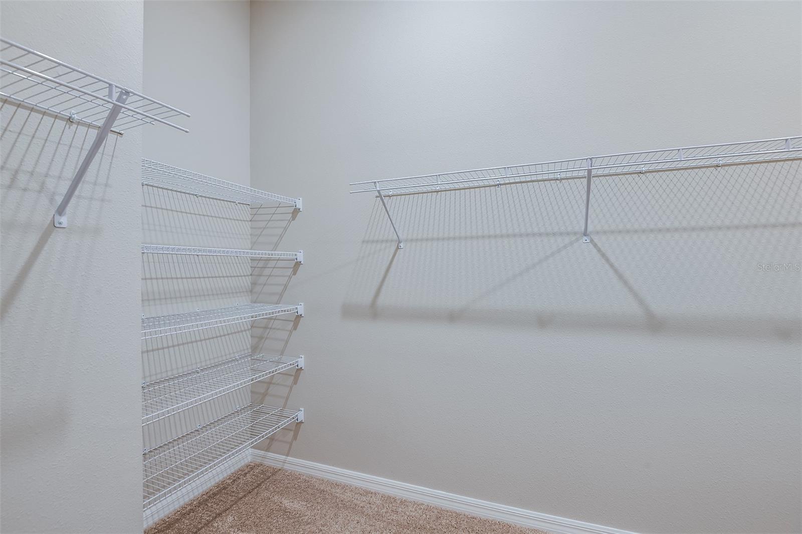 Listing photo id 6 for 5393 San Pietro Drive