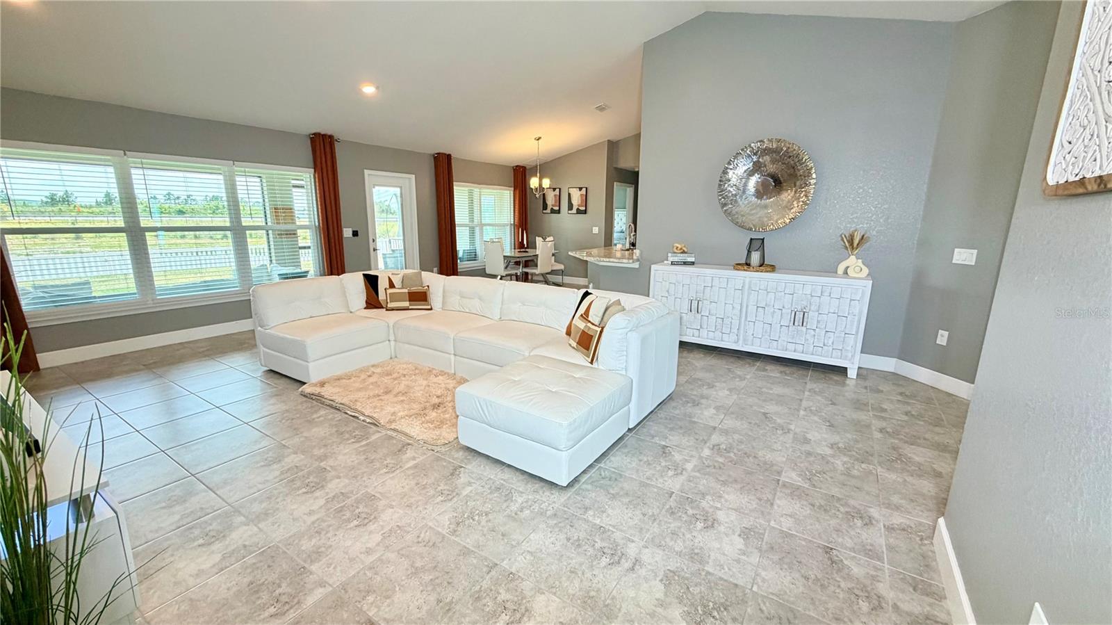 Image 16 of 43 For 4015 Tullamore Lane
