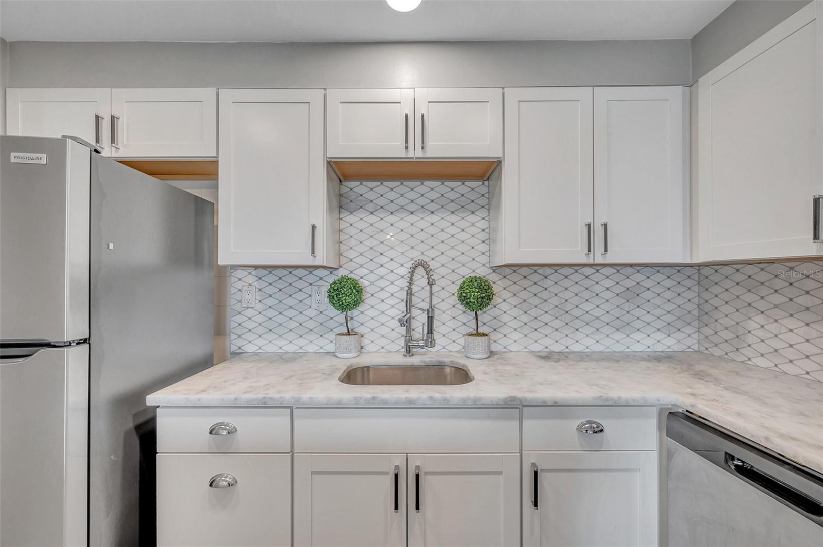 Image 13 of 51 For 400 64th Avenue 907 W