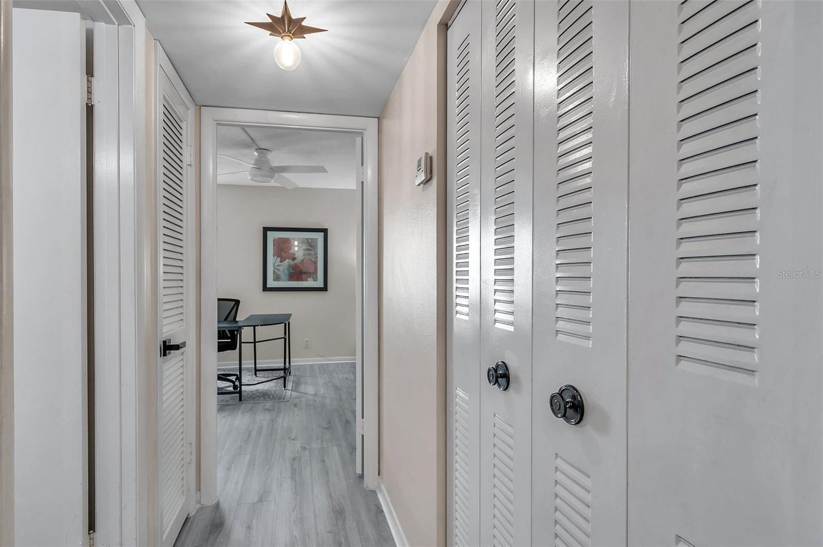 Image 31 of 51 For 400 64th Avenue 907 W
