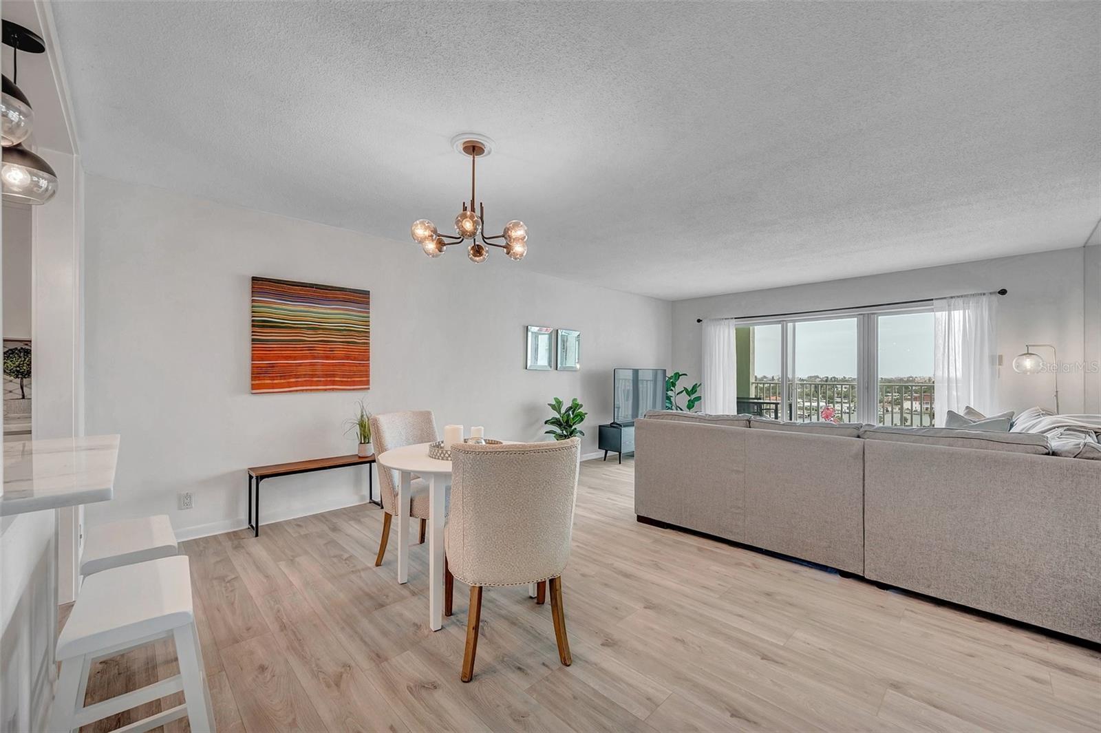 Image 9 of 51 For 400 64th Avenue 907 W