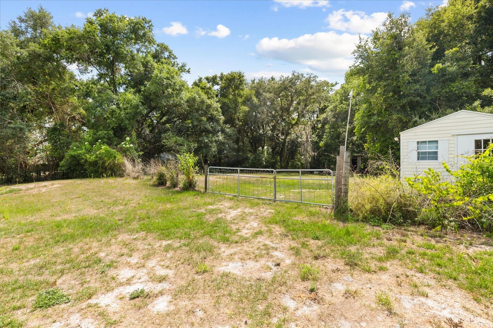 Image 18 of 22 For 8332 Gibson Oaks Drive