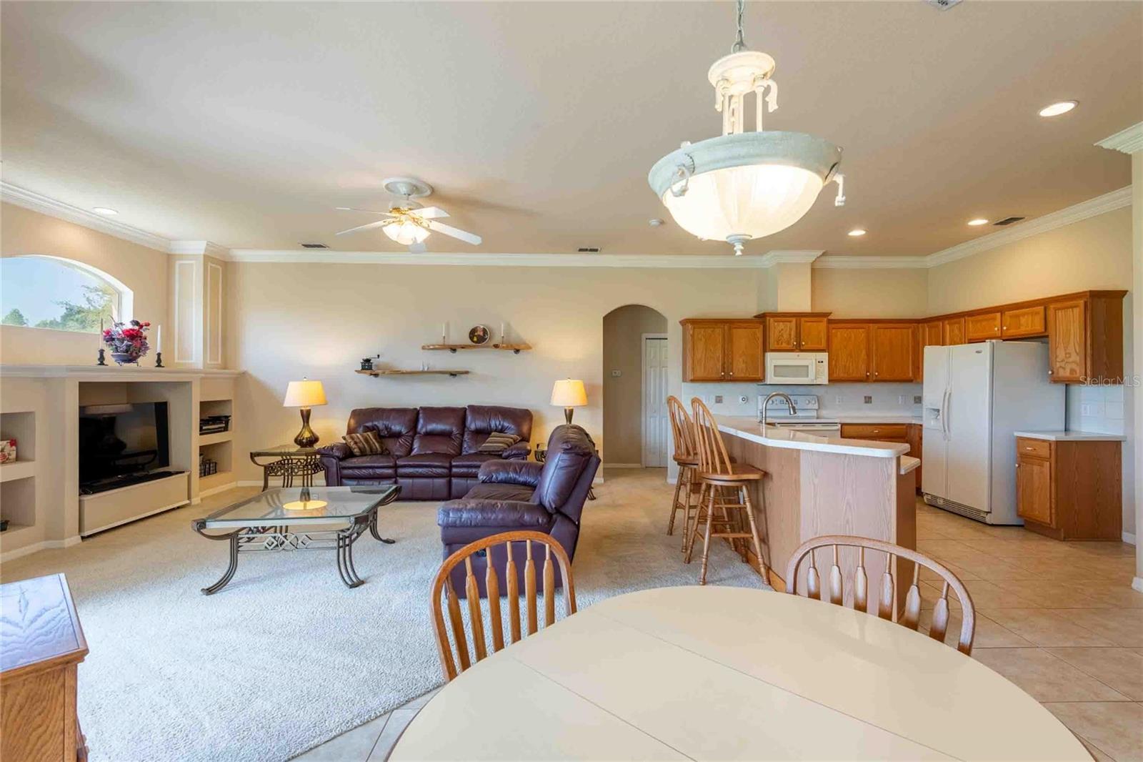 Listing photo id 11 for 7425 Melogold Circle