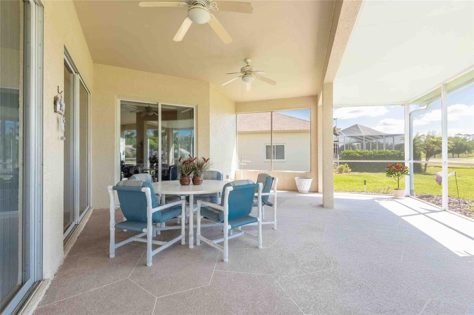 Listing photo id 33 for 7425 Melogold Circle
