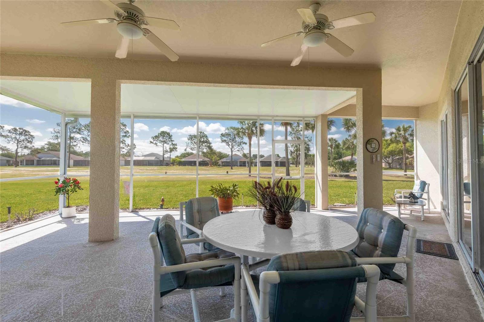Listing photo id 34 for 7425 Melogold Circle