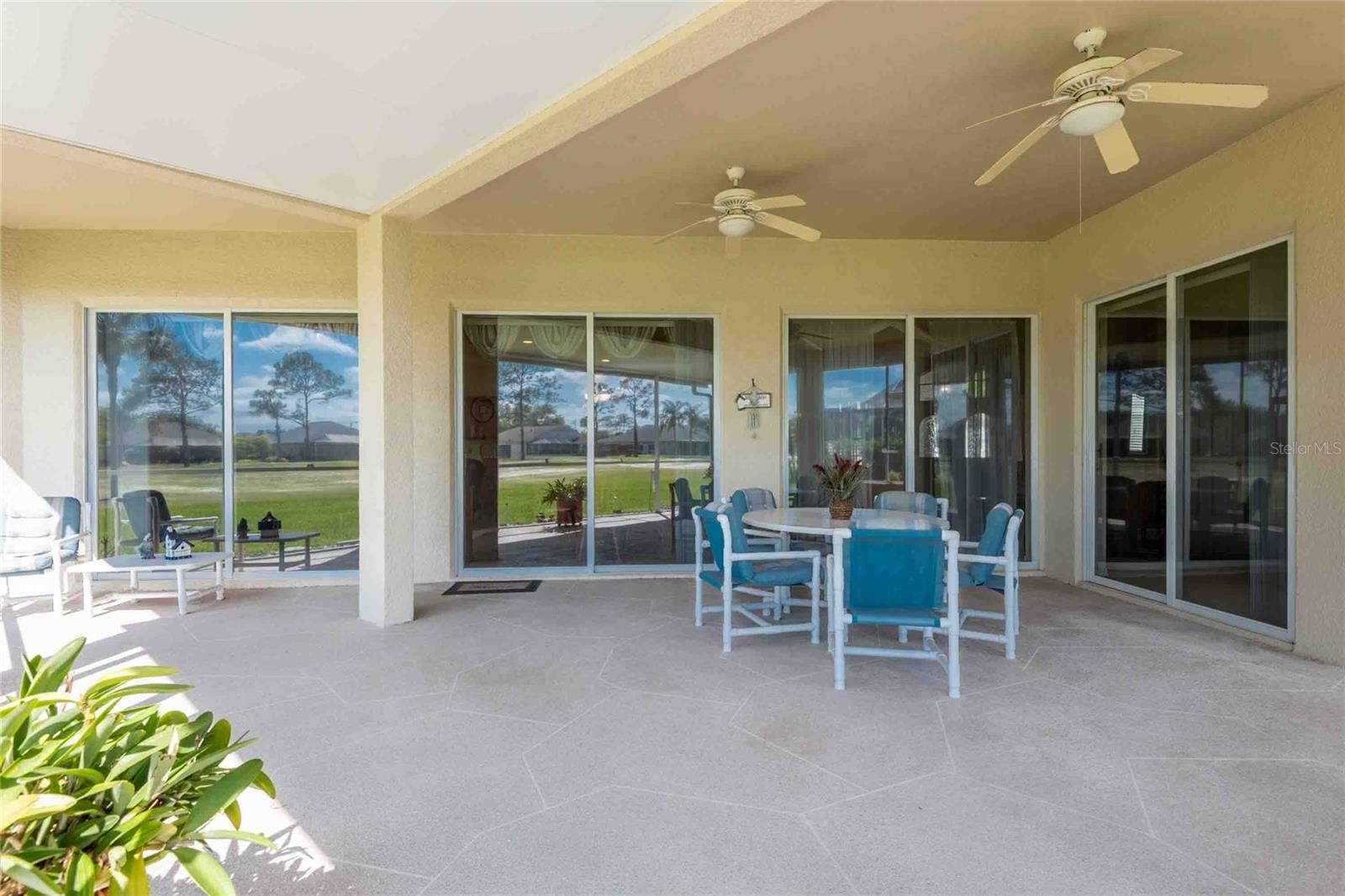 Listing photo id 36 for 7425 Melogold Circle