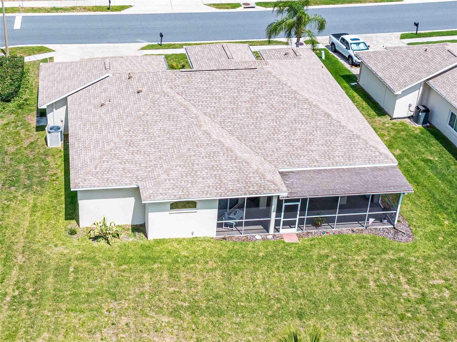 Listing photo id 39 for 7425 Melogold Circle