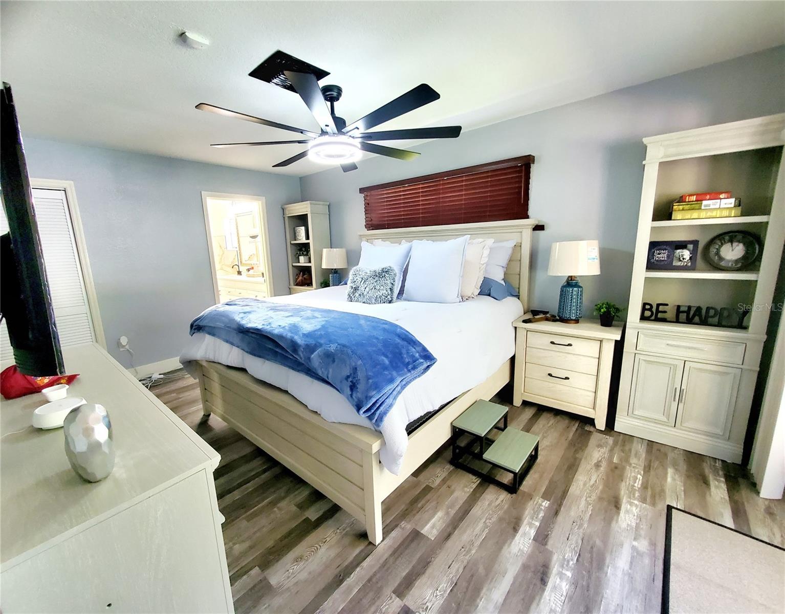 Image 16 of 37 For 2837 Longleaf Lane