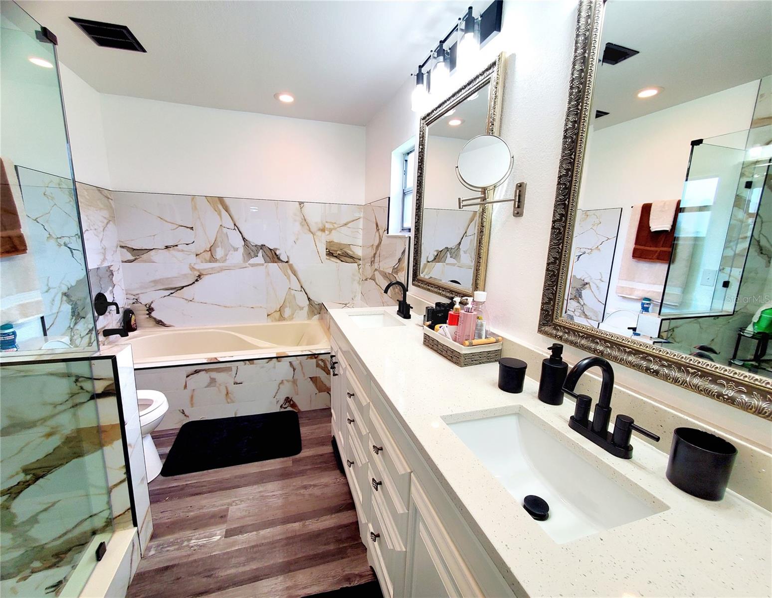 Image 18 of 37 For 2837 Longleaf Lane