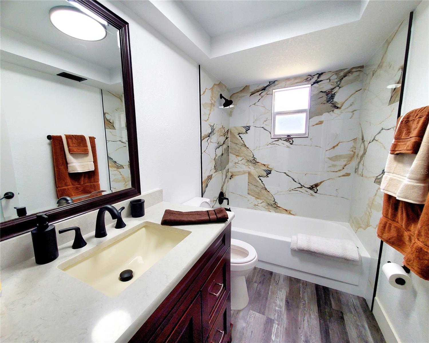 Image 22 of 37 For 2837 Longleaf Lane