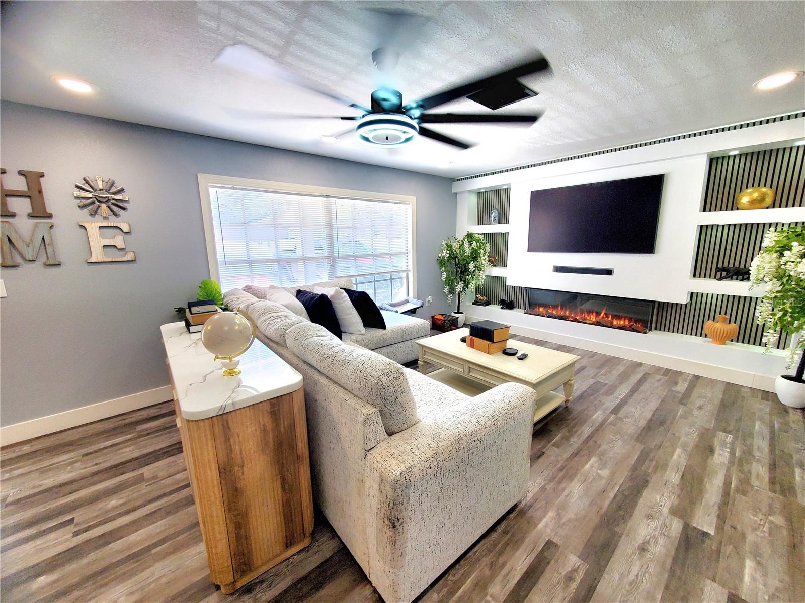 Image 4 of 37 For 2837 Longleaf Lane