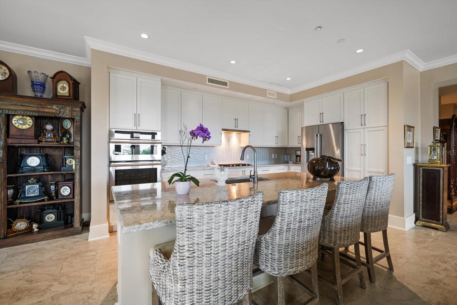 Image 11 of 59 For 145 Belleview Boulevard 201