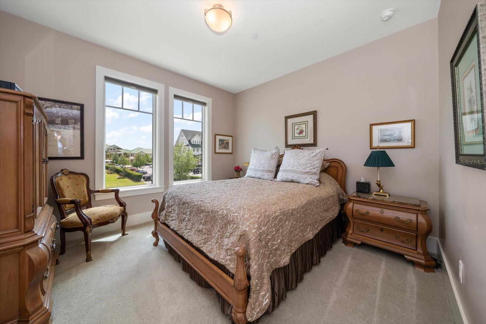 Image 27 of 59 For 145 Belleview Boulevard 201