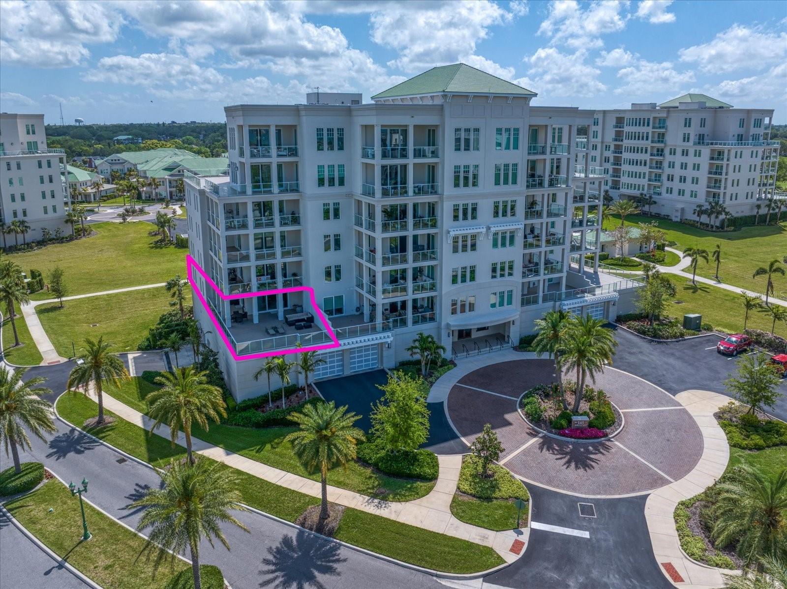 Image 43 of 59 For 145 Belleview Boulevard 201