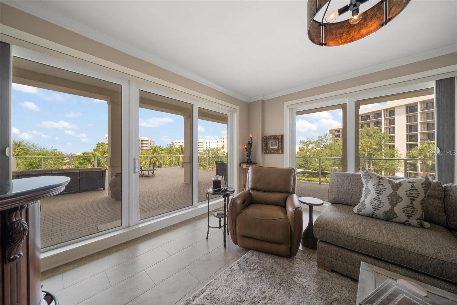 Image 5 of 59 For 145 Belleview Boulevard 201