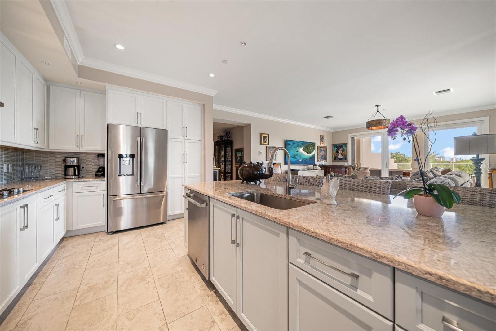 Image 7 of 59 For 145 Belleview Boulevard 201