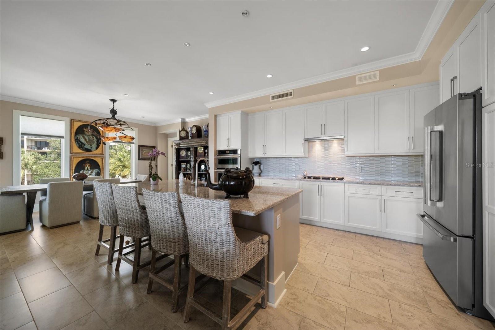 Image 9 of 59 For 145 Belleview Boulevard 201