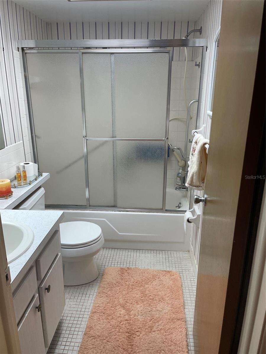 Image 11 of 24 For 5880 38th Avenue N 308