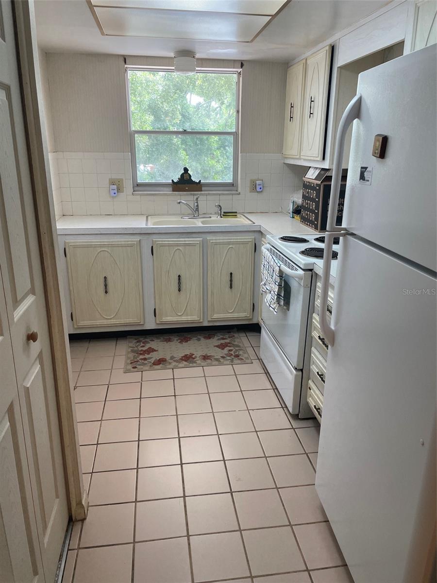 Image 17 of 24 For 5880 38th Avenue N 308