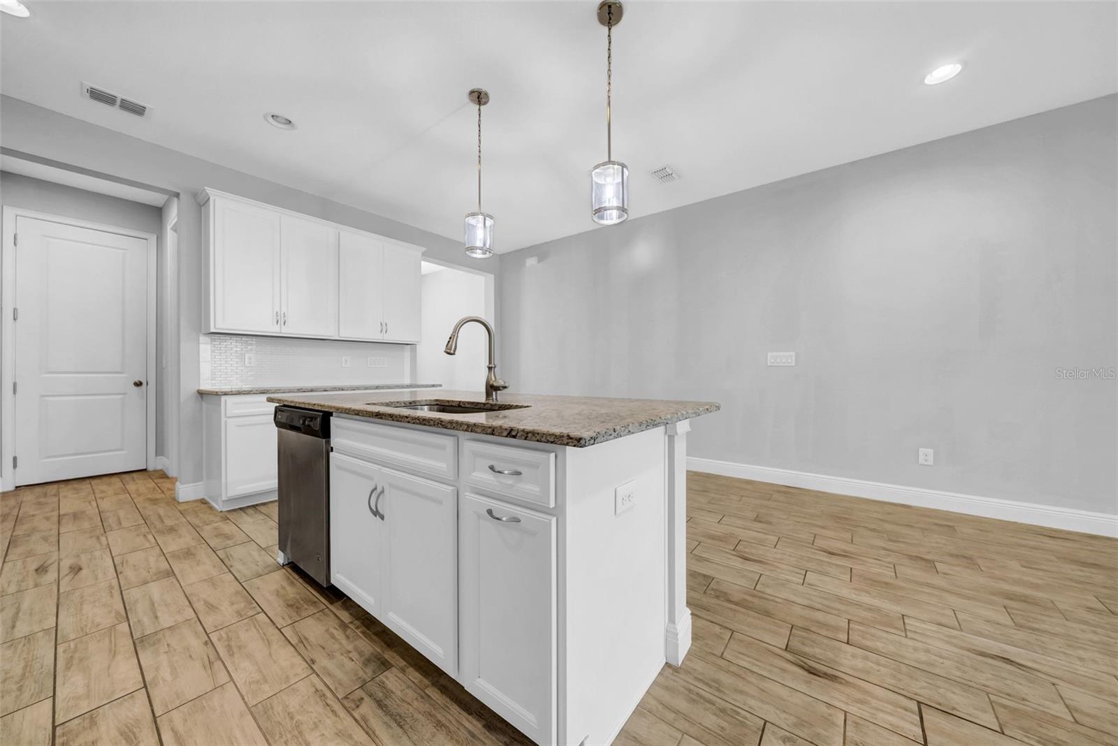 Image 7 of 34 For 11728 Cambium Crown Drive