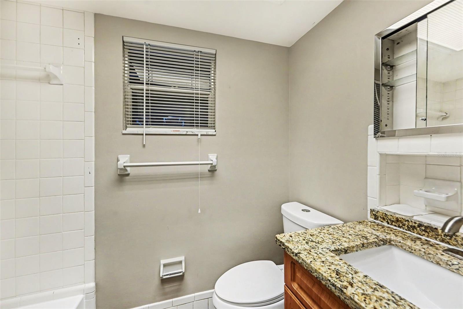 Image 6 of 12 For 14706 Carnation Drive