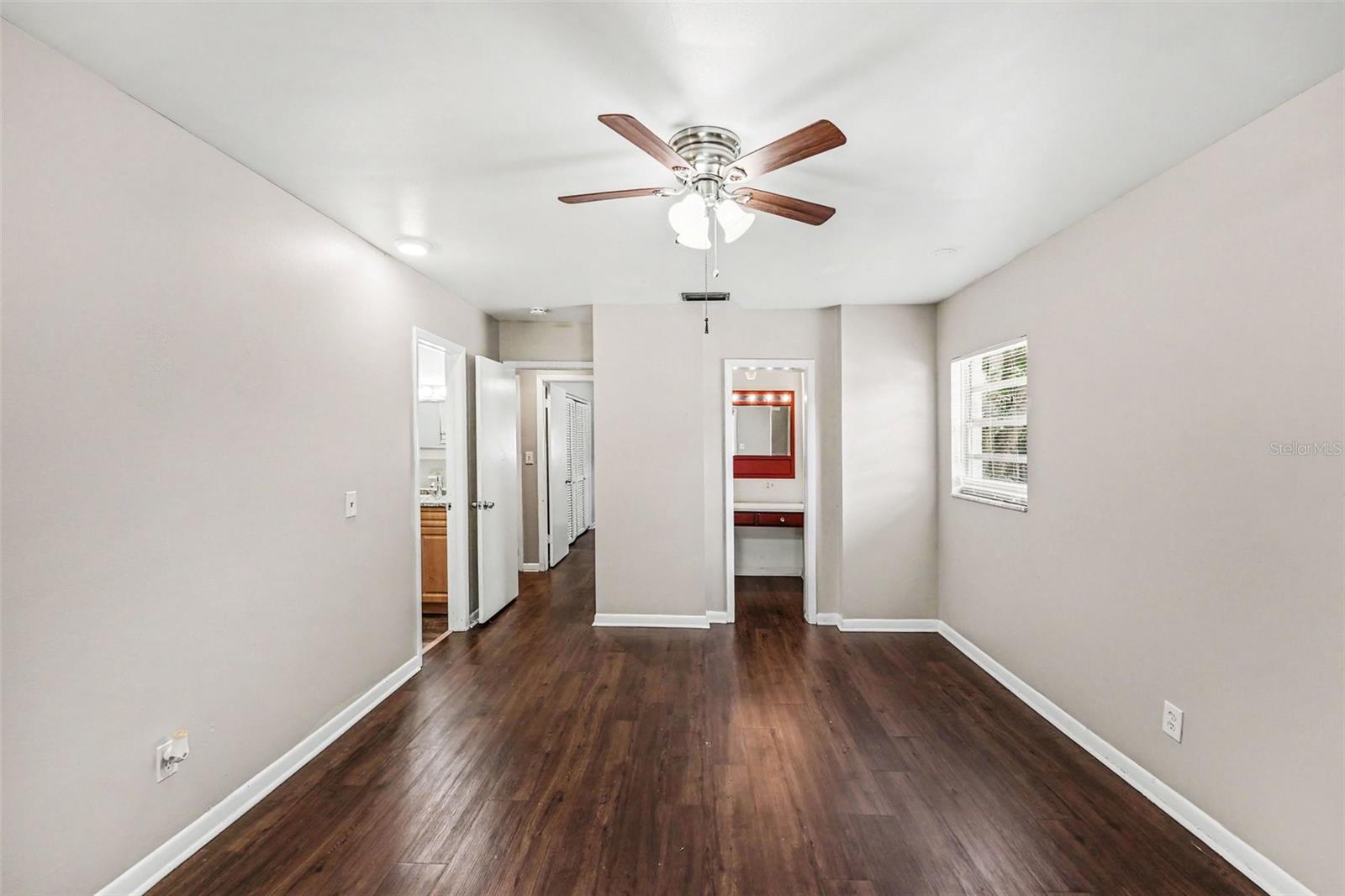 Image 7 of 12 For 14706 Carnation Drive