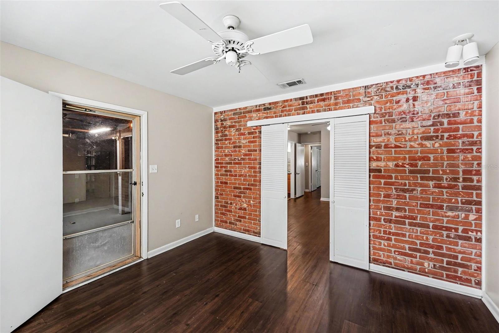 Image 8 of 12 For 14706 Carnation Drive