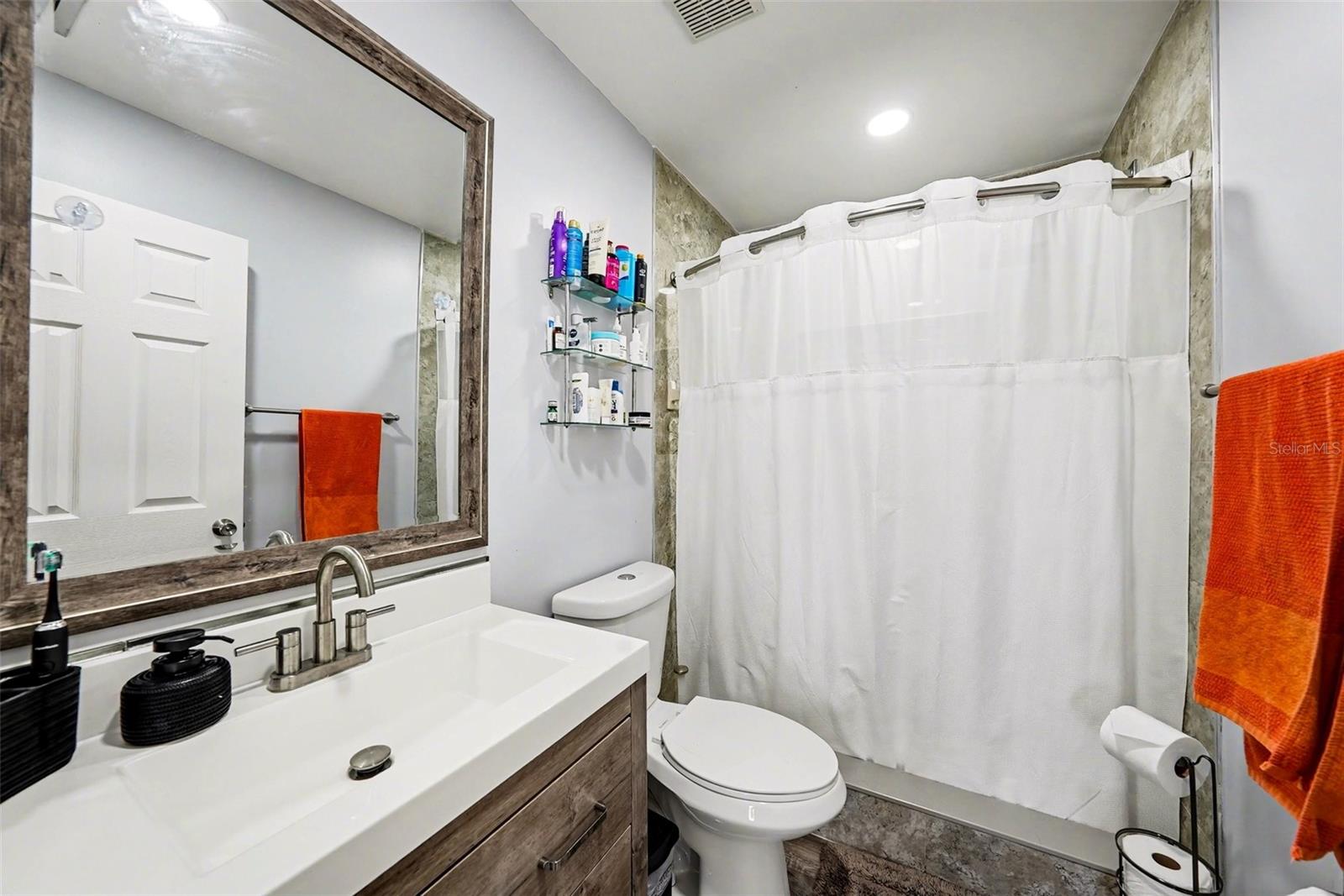 Image 13 of 21 For 5106 Chatsworth Avenue