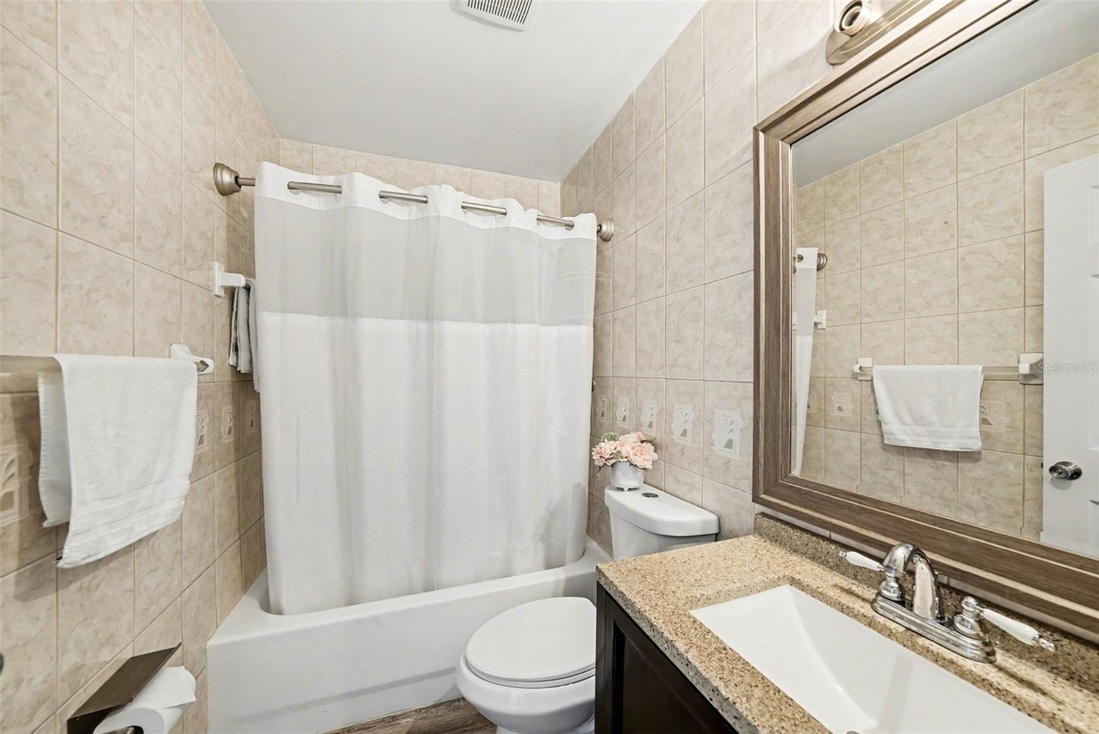 Image 16 of 21 For 5106 Chatsworth Avenue