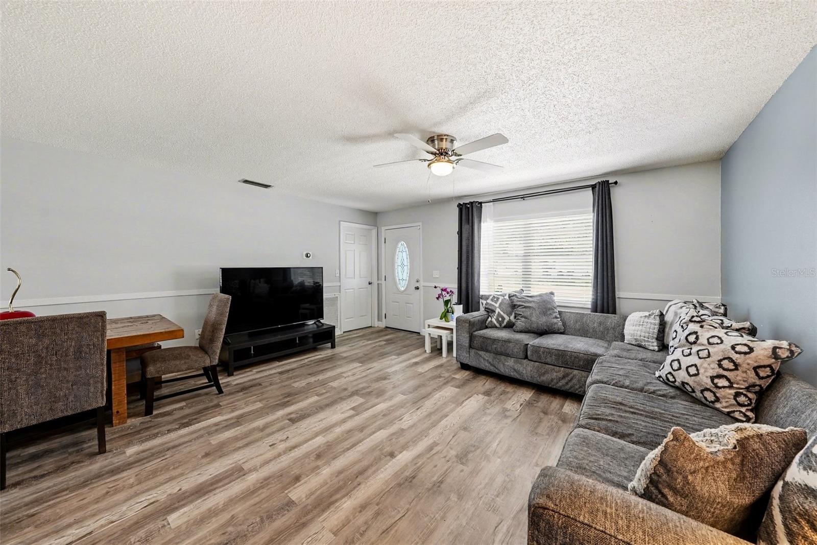 Image 4 of 21 For 5106 Chatsworth Avenue