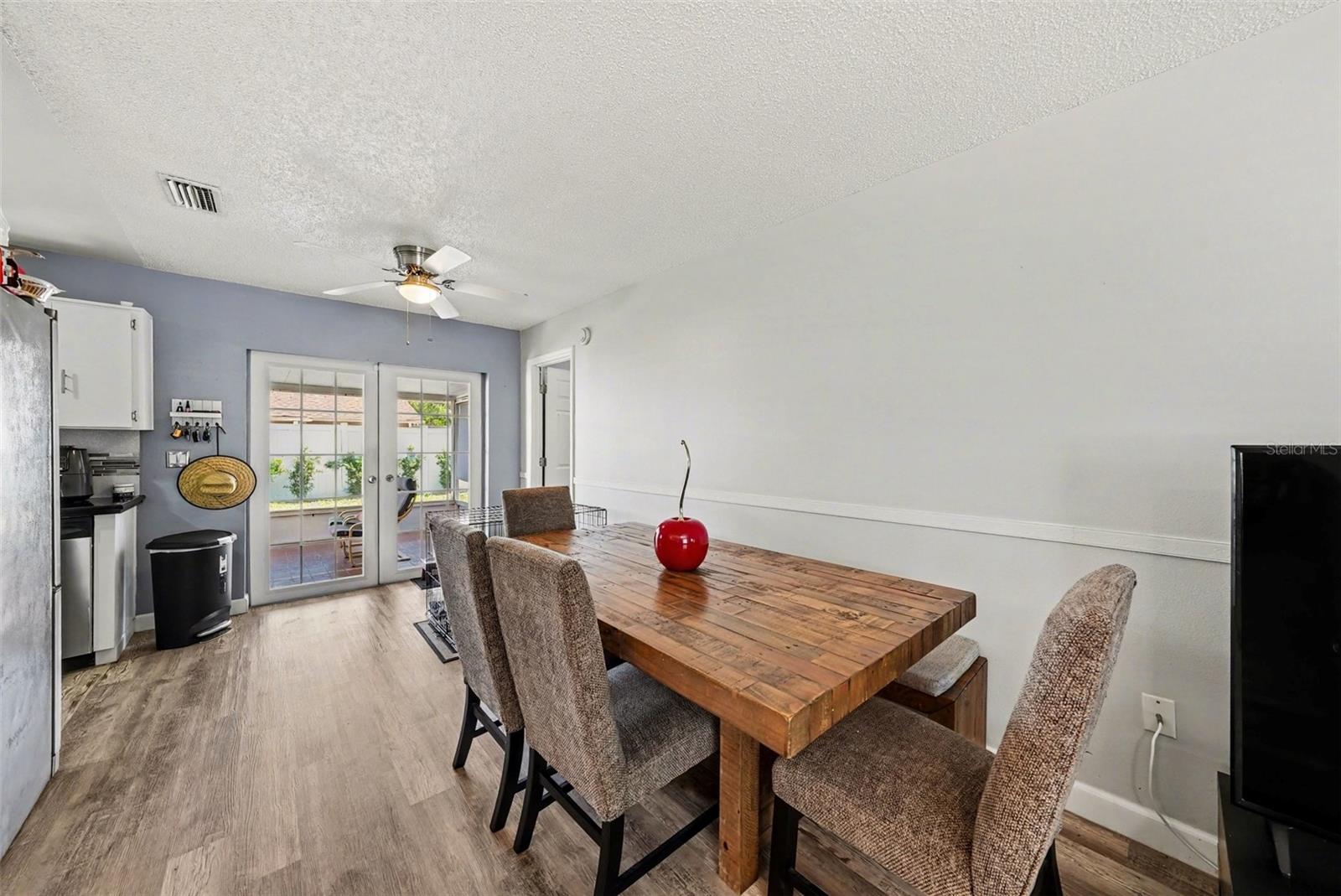 Image 7 of 21 For 5106 Chatsworth Avenue
