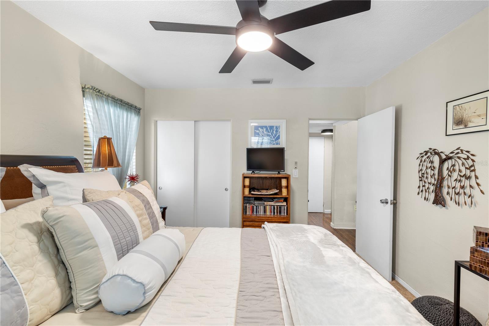 Image 29 of 65 For 8187 23rd Avenue N