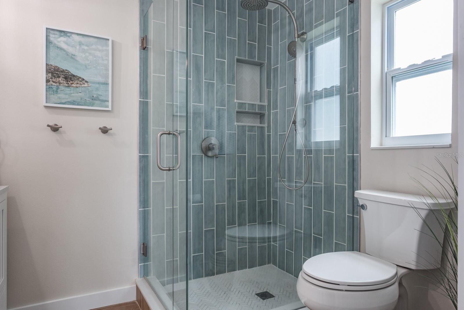 Image 21 of 35 For 11400 8th Street E